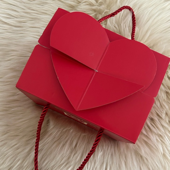 ETERNAL LOVE Gold Daughters Necklace - Picture 4 of 5